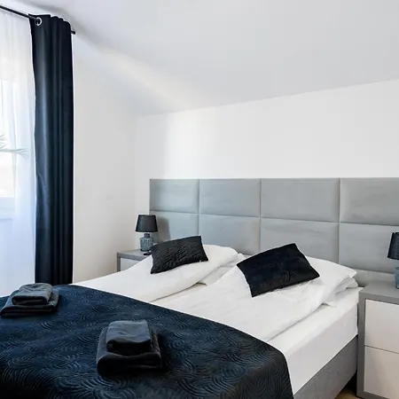 Nt 게스트하우스 *